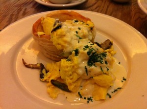 eggs-puffy-pastry-delpines.jpg