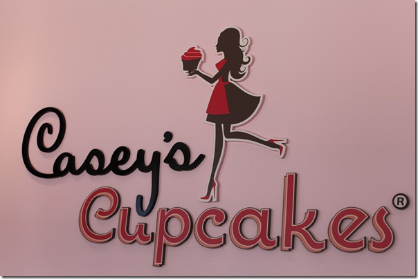 casey's cupcakes 089